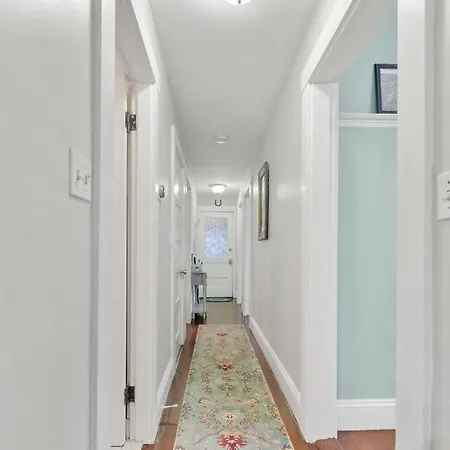 Bright & Spacious 2Br Apartment, Mins From Downtown Boston, Parking Exterior photo